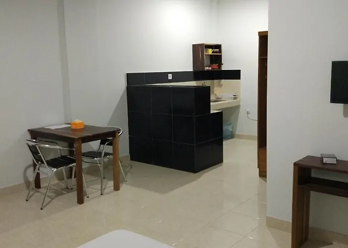 Hostel De'kost *