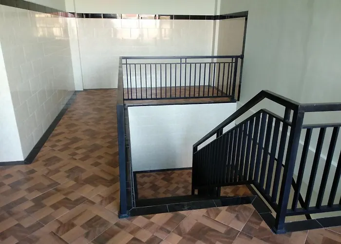 Hostel De'kost *