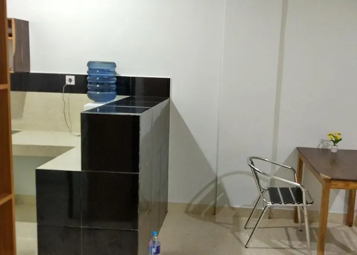 Hostel De'kost